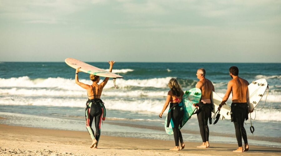 Esportes para praticar no mar e recarregar as energias